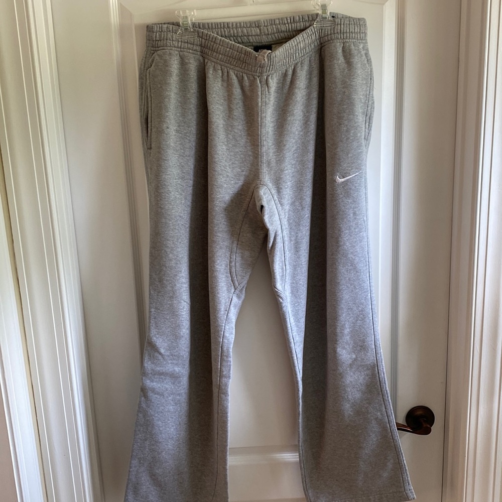 Grey Nike sweatpants. XL.